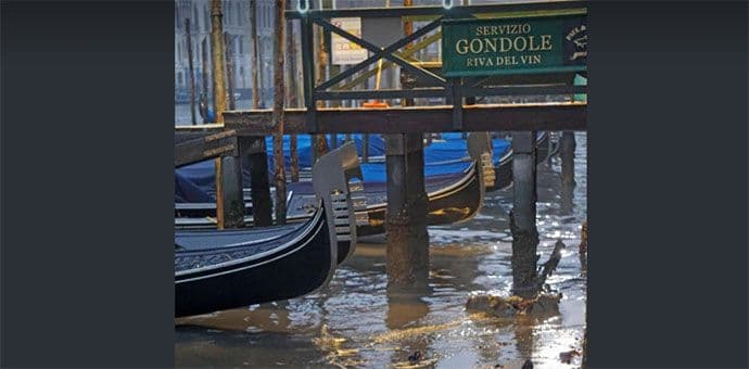 Venecija se nasukala: Nivo mora se spustio 70 cm i otkrio rane grada Venecija se nasukala: Nivo mora se spustio 70 cm i otkrio rane grada