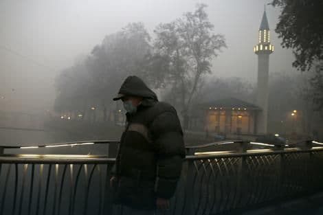 Sarajevo u magli sumpordioksida Sarajevo u magli sumpordioksida