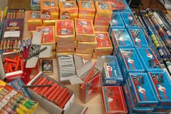 Odlaze u istoriju: Zabranjena prodaja i upotreba petardi Odlaze u istoriju: Zabranjena prodaja i upotreba petardi