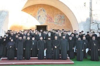 MCP: Usvojen neustavan zakon, vjernici dočekuju jedan od najtužnijih božića u novijoj istoriji MCP: Usvojen neustavan zakon, vjernici dočekuju jedan od najtužnijih božića u novijoj istoriji