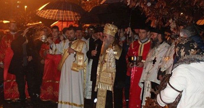 Amfilohije: Crna Gora da pomogne da se rasformira NATO Amfilohije: Crna Gora da pomogne da se rasformira NATO