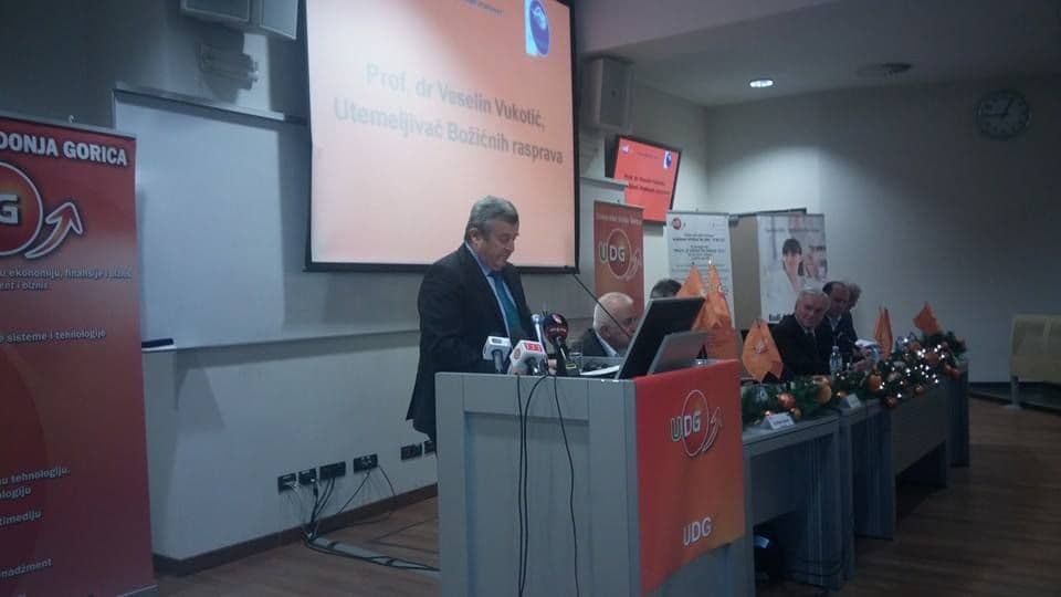 VUKOTIĆ: Današnje generacije žele sve odmah i zatvorenog su duha VUKOTIĆ: Današnje generacije žele sve odmah i zatvorenog su duha