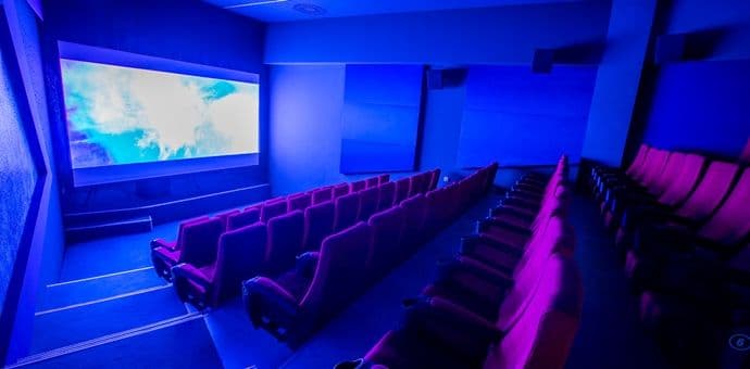 Dvanaest filmova na repertoaru Cadmus Cineplexa Dvanaest filmova na repertoaru Cadmus Cineplexa