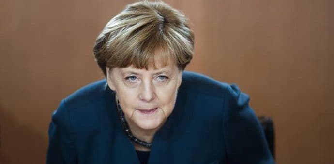 Merkel za pooštravanje deportacije izbjeglica Merkel za pooštravanje deportacije izbjeglica