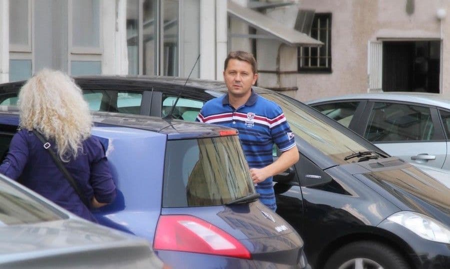 Moguć sporazum Rađenovića o priznanju krivice Moguć sporazum Rađenovića o priznanju krivice