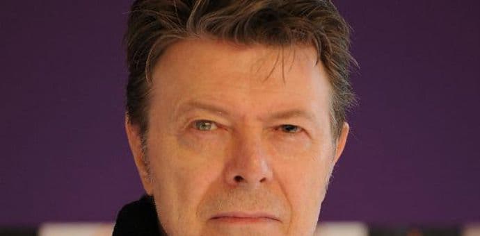 Misterija smrti i bolesti Dejvida Bouvija Misterija smrti i bolesti Dejvida Bouvija