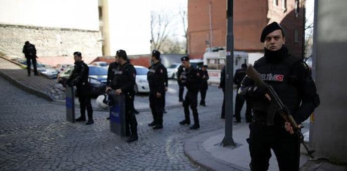 Turska: Uhapšeno 16 osoba povezanih sa napadom Turska: Uhapšeno 16 osoba povezanih sa napadom