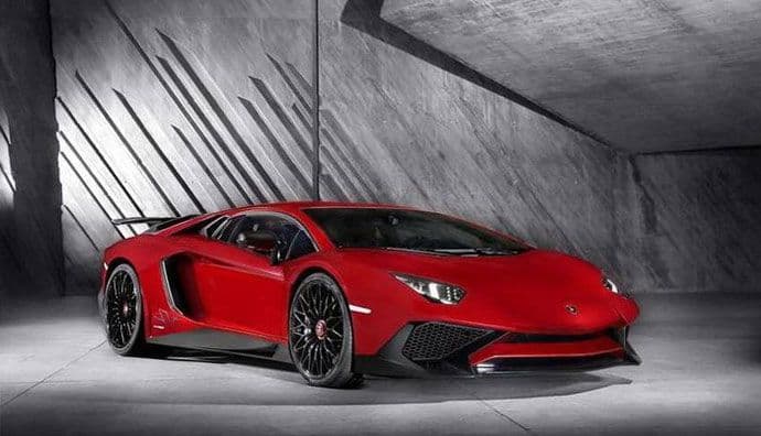 Rasprodat "Lamborghini Centenario" uprkos cijeni od 2,38 miliona dolara Rasprodat "Lamborghini Centenario" uprkos cijeni od 2,38 miliona dolara