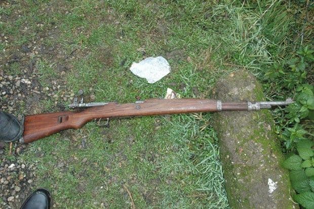 Ubijen puškom u dvorištvu svoje kuće Ubijen puškom u dvorištvu svoje kuće