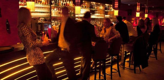 Austrijski bar zabranio ulaz izbjeglicama Austrijski bar zabranio ulaz izbjeglicama