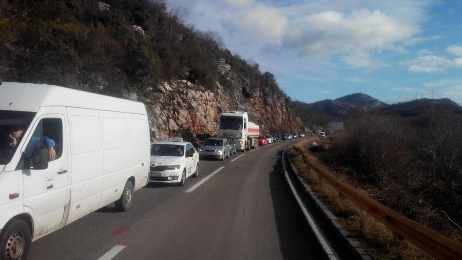 Gužve na putu ka Cetinju Gužve na putu ka Cetinju