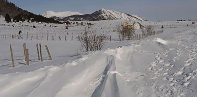 Mladići jedva izvukli živu glavu iz mećave na Kučkim koritima Mladići jedva izvukli živu glavu iz mećave na Kučkim koritima