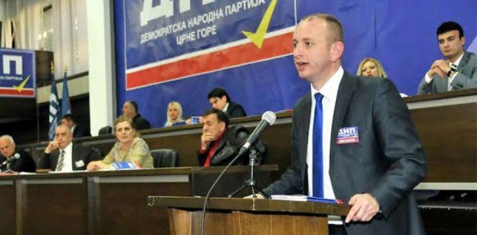 KNEŽEVIĆ: Opozicija da ne učestvuje u unaprijed fingiranoj priredbi Mila Đukanovića KNEŽEVIĆ: Opozicija da ne učestvuje u unaprijed fingiranoj priredbi Mila Đukanovića