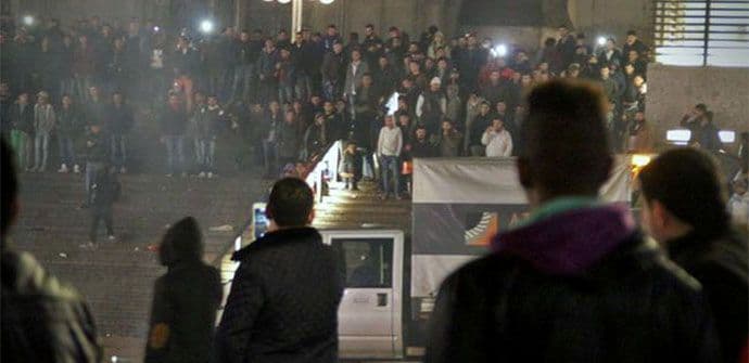 Haos u EU zbog migranata: Da li će talas izbjeglica iz Sirije zaobići Crnu Goru? Haos u EU zbog migranata: Da li će talas izbjeglica iz Sirije zaobići Crnu Goru?