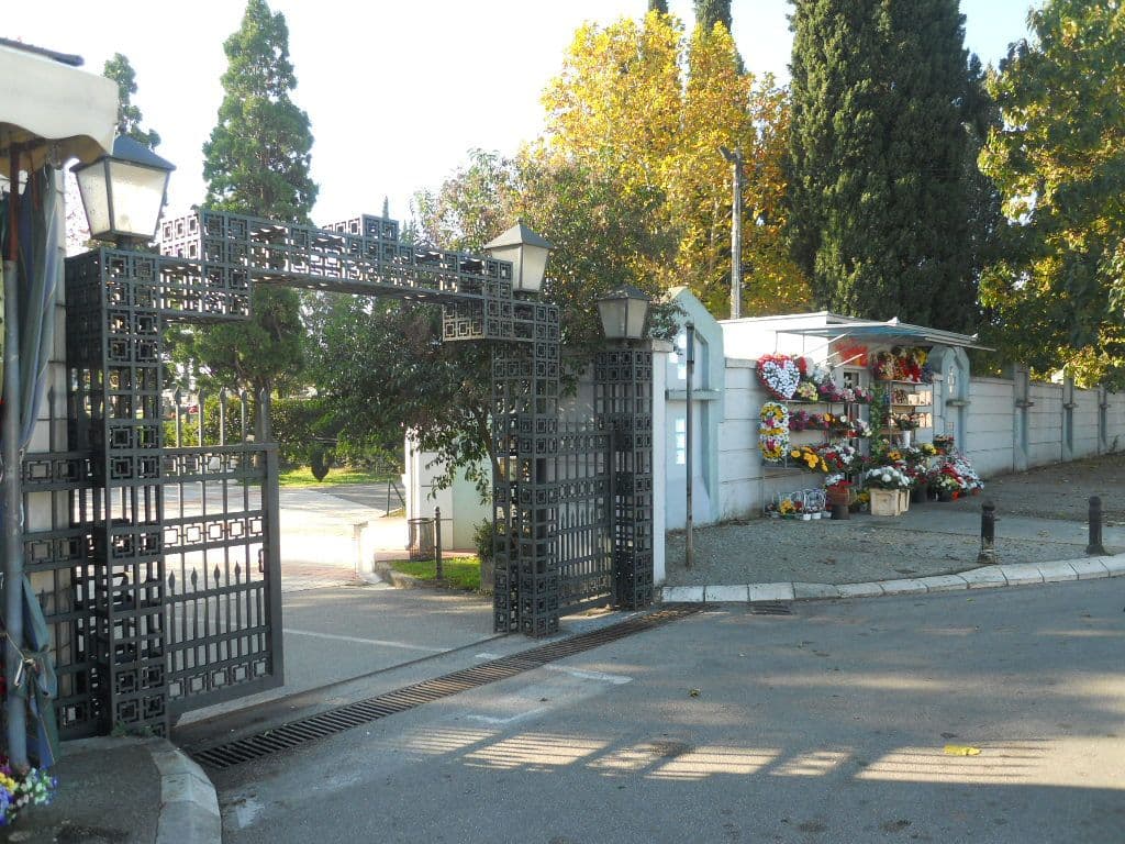 Pogrebne usluge grade 280 grobnica u vrijednosti od 200.000 eura Pogrebne usluge grade 280 grobnica u vrijednosti od 200.000 eura