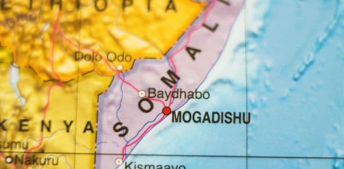 MOGADIŠ: 20 mrtvih u napadu Al Šababa na restoran MOGADIŠ: 20 mrtvih u napadu Al Šababa na restoran