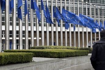 SOROŠ: Evropska unija se raspada
