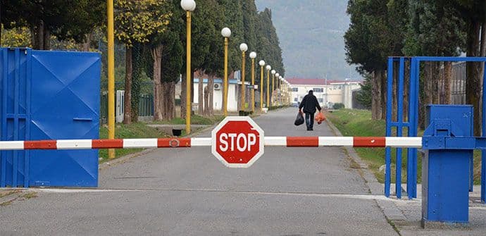 REPORTAŽA: Bitka sa vremenom u svakom udarcu dlijeta REPORTAŽA: Bitka sa vremenom u svakom udarcu dlijeta