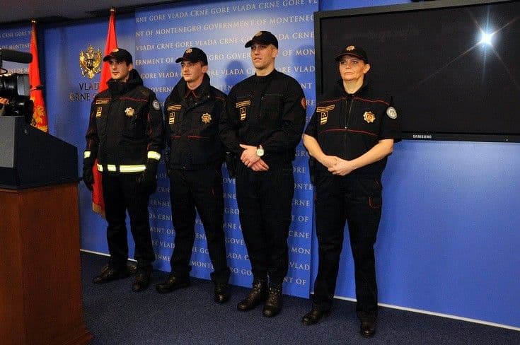 Predstavljene nove policijske uniforme Predstavljene nove policijske uniforme