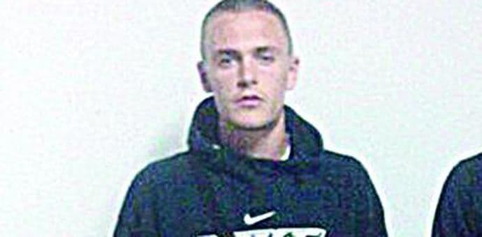 Uhapšen osumnjičeni za ubistvo jednog od vođa navijača „Zvezde“ Uhapšen osumnjičeni za ubistvo jednog od vođa navijača „Zvezde“