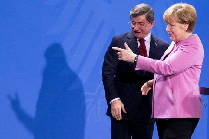 Davutoglu u Berlinu: ID je prijetnja cijelom čovječanstvu Davutoglu u Berlinu: ID je prijetnja cijelom čovječanstvu