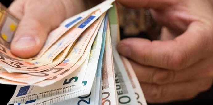 Kako javni izvršitelji cijene imovinu: Kuća i garaža prodate za 8.500 eura Kako javni izvršitelji cijene imovinu: Kuća i garaža prodate za 8.500 eura