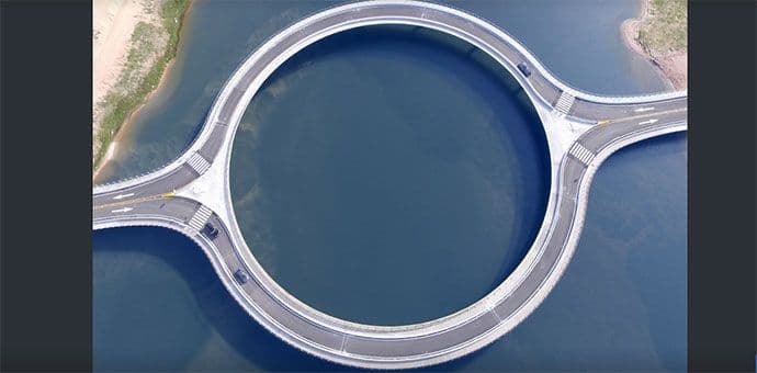 Preko lagune u Urugvaju proteže se zanimljiv kružni most Preko lagune u Urugvaju proteže se zanimljiv kružni most