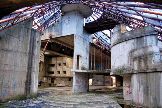 Mlade Demokrate: Koje je opravdanje za nedovršeni Dom revolucije? Mlade Demokrate: Koje je opravdanje za nedovršeni Dom revolucije?