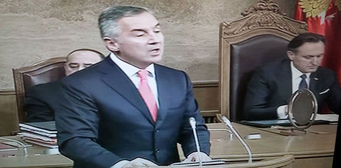 Rasprava o povjerenju Vladi: DPS i SDP razmijenili žestoke optužbe Rasprava o povjerenju Vladi: DPS i SDP razmijenili žestoke optužbe