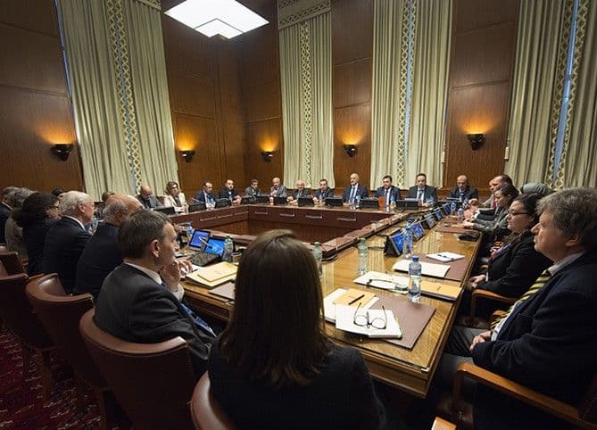 Delegacija sirijske opozicije stigla u Ženevu Delegacija sirijske opozicije stigla u Ženevu