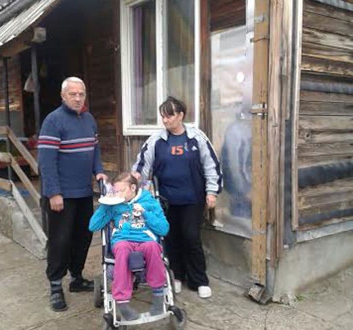 Pomozimo porodici Jokić iz Mojkovca Pomozimo porodici Jokić iz Mojkovca