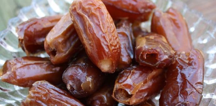 Sirovi dezert sa jabukama Sirovi dezert sa jabukama