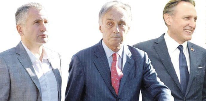 Demos sa opozicijom o konsenzusu za sjutrašnji sastanak lidera parlamentarnih stranaka Demos sa opozicijom o konsenzusu za sjutrašnji sastanak lidera parlamentarnih stranaka