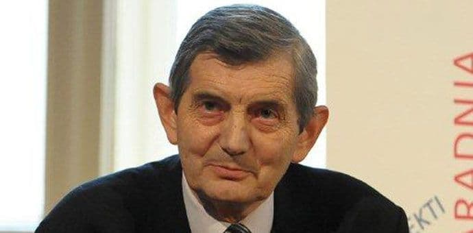 Naprednjaci ga optužili za nedogovornost jer nije pozdravio Vučića Naprednjaci ga optužili za nedogovornost jer nije pozdravio Vučića