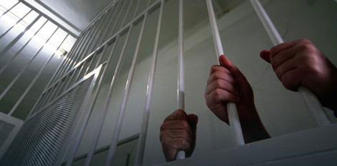 Češka: Zatvorenici se grupno otrovali lijekom za srce Češka: Zatvorenici se grupno otrovali lijekom za srce