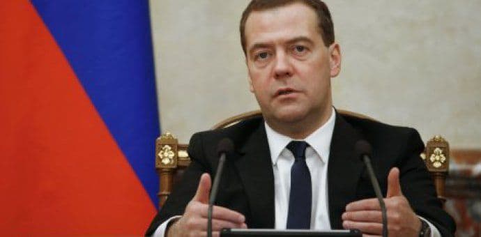 MEDVEDEV: Lakše je demonizovati Rusiju nego priznati sopstvene greške MEDVEDEV: Lakše je demonizovati Rusiju nego priznati sopstvene greške