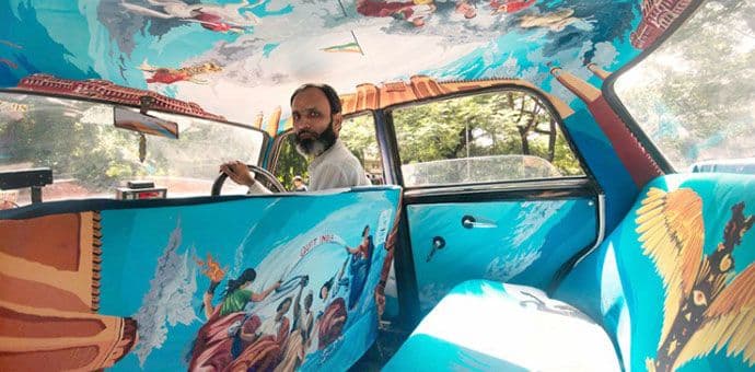 Taksi - indijska umjetnost na točkovima Taksi - indijska umjetnost na točkovima