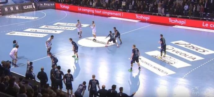 VIDEO: I u rukometu može s pola za pobjedu VIDEO: I u rukometu može s pola za pobjedu