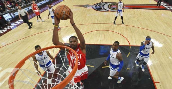 VIDEO: Spektakl u Torontu, padali rekordi, Zapad bolji od Istoka VIDEO: Spektakl u Torontu, padali rekordi, Zapad bolji od Istoka