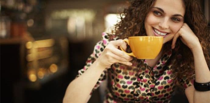 Tri razloga zašto ne bi smjeli da pijemo kafu na prazan stomak Tri razloga zašto ne bi smjeli da pijemo kafu na prazan stomak