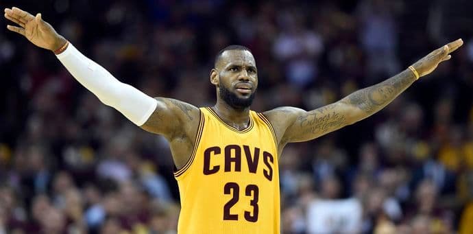 NBA: Džejms vodio Klivlend do brejka u Ouklendu! NBA: Džejms vodio Klivlend do brejka u Ouklendu!