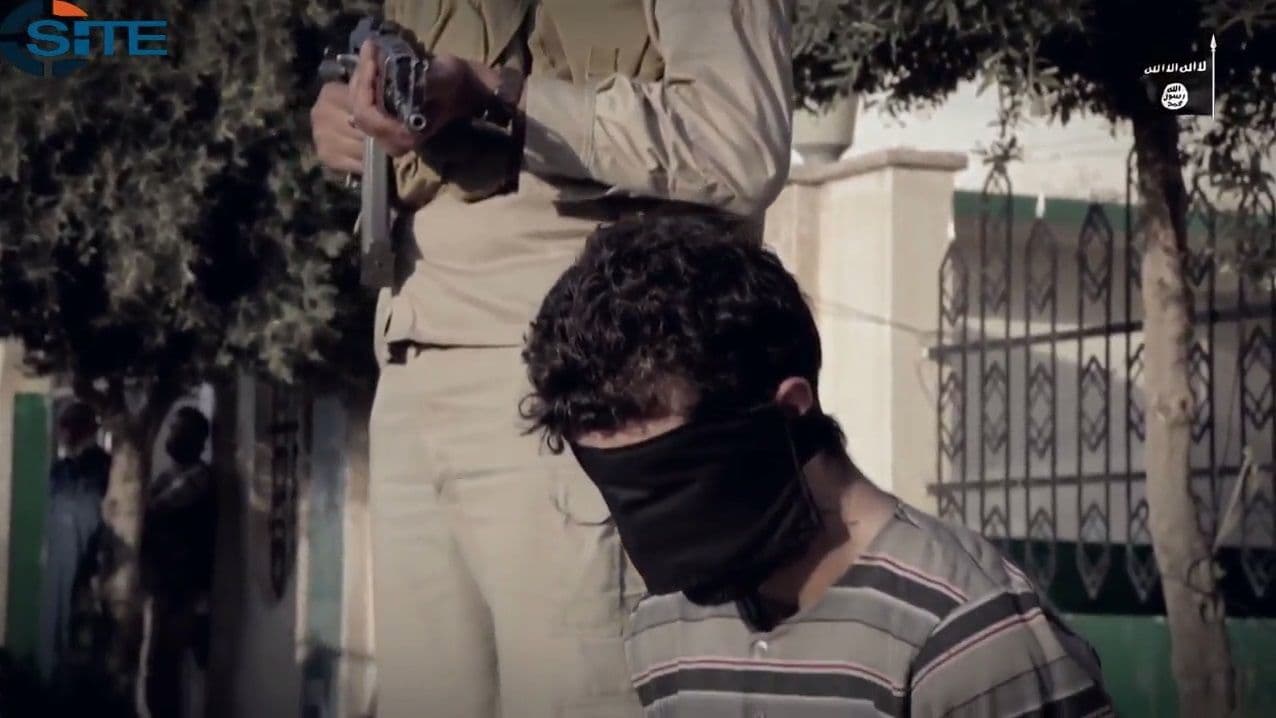 Teror: Džihadisti odrubili glavu tinejdžeru koji je slušao pop muziku! Teror: Džihadisti odrubili glavu tinejdžeru koji je slušao pop muziku!