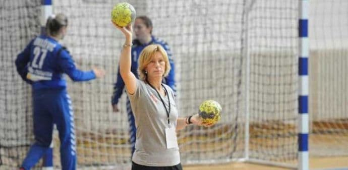 Šta će biti sa ''našom'' Cvijom: Golmanskoj legendi posao selektora Srbije Šta će biti sa ''našom'' Cvijom: Golmanskoj legendi posao selektora Srbije