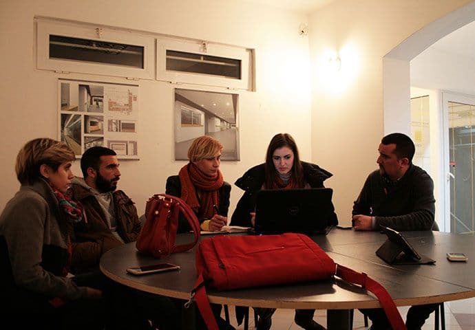 KANA Vas poziva sjutra u šetnju- okupljanje kod kina "Kultura" u podne KANA Vas poziva sjutra u šetnju- okupljanje kod kina "Kultura" u podne