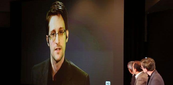 Snouden: Vraćam se u SAD, ali samo na fer suđenje Snouden: Vraćam se u SAD, ali samo na fer suđenje