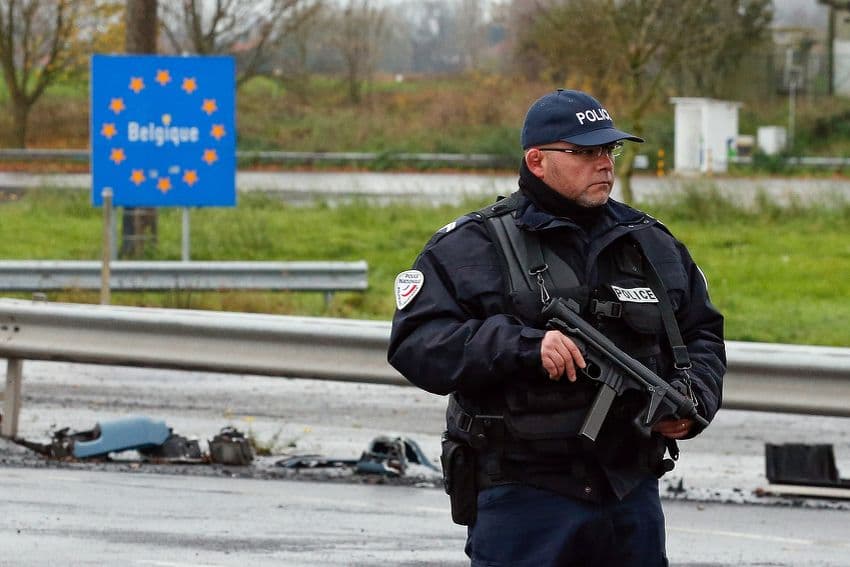 Belgija suspendovala Šengen, policija na granici sa Francuskom Belgija suspendovala Šengen, policija na granici sa Francuskom