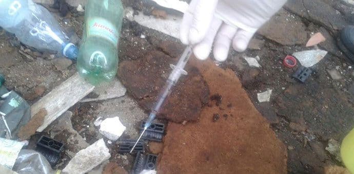 Na dječijem igralištu 50 igala i špriceva Na dječijem igralištu 50 igala i špriceva