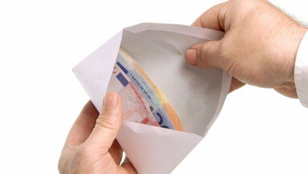 Prosječna zarada u decembru 512 eura Prosječna zarada u decembru 512 eura