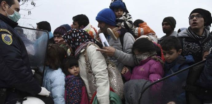 Na granici Makedonije i Grčke na hiljade izbjeglica Na granici Makedonije i Grčke na hiljade izbjeglica