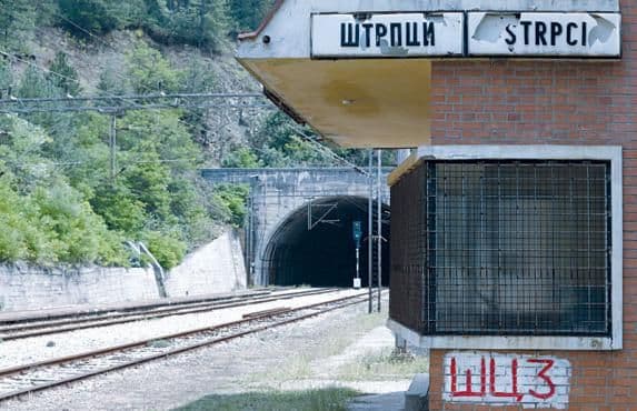 Prošle 23 godine od otmice voza i zločina u Štrpcima Prošle 23 godine od otmice voza i zločina u Štrpcima